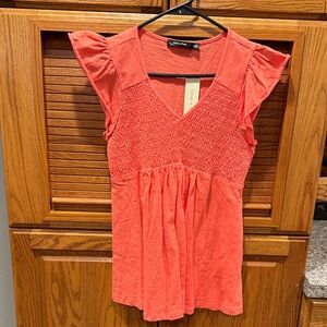 Doe & Rae Coral Flutter Sleeve Blouse